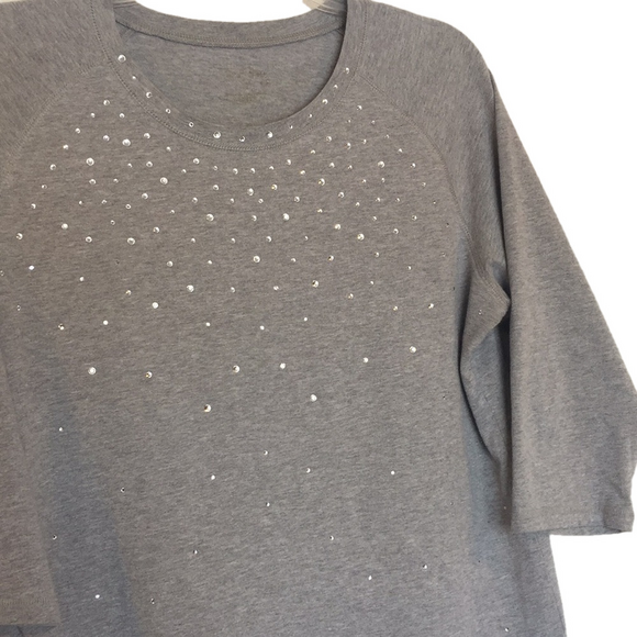 Gray Women's Top with Sparkle Accents Used 1X - Picture 3 of 14